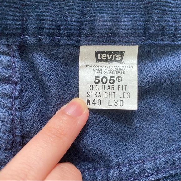 Levi’s 505 Regular Fit Straight Leg Corduroy Pants - Picture 5 of 10